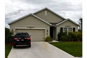 3104 Yellow Stone Circle, Fort Pierce, FL 34945 Sold 10/02/25