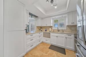 671 SW South River Drive 106, Stuart, FL 34997 Sold 05/22/25