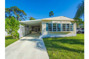 49 Camino Del Rio, Port Saint Lucie, FL 34952 Sold 12/31/25