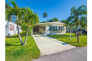 49 Camino Del Rio, Port Saint Lucie, FL 34952 - MLS#R11070899