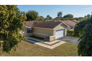 9235 Saddlecreek Drive, Boca Raton, FL 33496 - MLS#R11070925