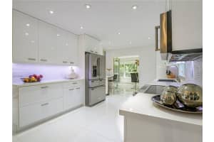 105 Grove Isle Place, Vero Beach