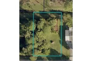 962 Seneca Avenue, Sebastian, FL 32958 Sold 05/12/25