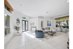 121 Victoria Bay Court, Palm Beach Gardens, FL 33418 Sold 05/28/25