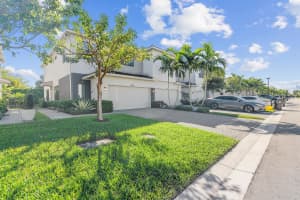 4376 Serpens Lane, Lake Worth, FL 33467 Sold 06/12/25