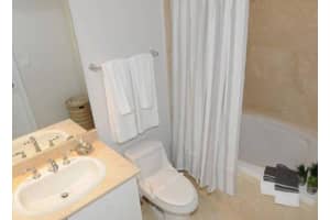 400 N Federal Highway 304n, Boynton Beach, FL 33435 - MLS#R11071088