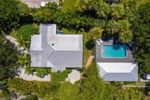 708 SE Riverside Drive, Stuart, FL 34994 - MLS#R11071133