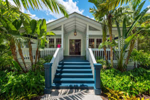 708 SE Riverside Drive, Stuart, FL 34994 - MLS#R11071133