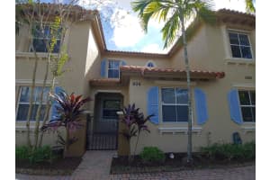 2888 Hidden Hills Road 906, West Palm Beach