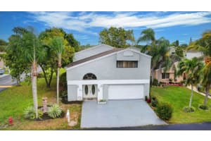 2 Dalton Place, Boynton Beach, FL 33426 Sold 06/04/25