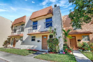 541 N Pine Island Road 22, Plantation, FL 33324 Sold 08/13/25