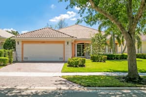 10915 SW Hartwick Drive, Port Saint Lucie, FL 34987 - MLS#R11071280