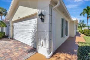 8275 Quito Place, Wellington, FL 33414 Sold 05/22/25