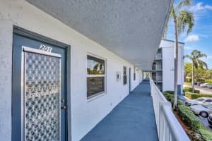 7800 Nw 18th Street 201 Margate, FL 33063 - Off Market