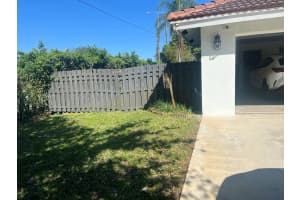 1770 Emilio Lane Palm Springs, FL 33406 - Off Market