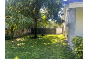 1770 Emilio Lane Palm Springs, FL 33406 - Off Market