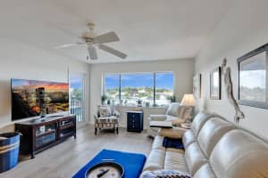 1502 S Lakeside Drive #414, Lake Worth Beach, FL 33460 - MLS#R11071424