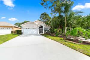 201 Nw Zanzibar Place, Port Saint Lucie