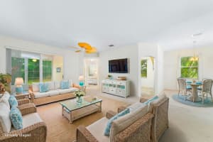 201 NW Zanzibar Place, Port Saint Lucie, FL 34986 - MLS#R11071482