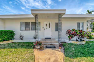 609 16th Avenue N, Lake Worth Beach, FL 33460 - MLS#R11071493