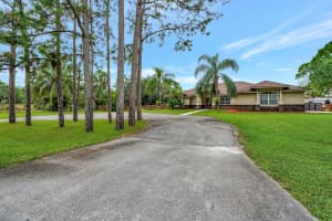 7775 Coconut Boulevard, The Acreage, FL 33412 Sold 04/30/25