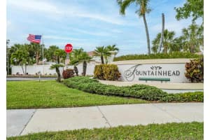 536 7th Square 103, Vero Beach, FL 32962 - MLS#R11071515