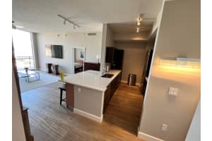 550 Okeechobee Blvd Uph-17, West Palm Beach, FL 33401 - MLS#R11071578