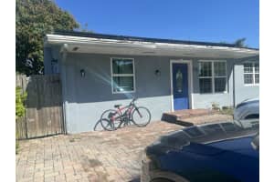 320 Poe Drive, Palm Springs