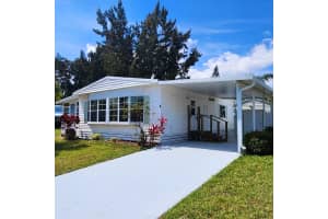 4 Angelita, Port Saint Lucie, FL 34952 Sold 04/02/25