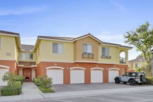 44 SE Sedona Circle Circle 103, Stuart, FL 34994 Sold 05/15/25