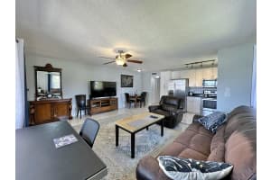 412 Chatham T, West Palm Beach, FL 33417 Sold 07/10/25