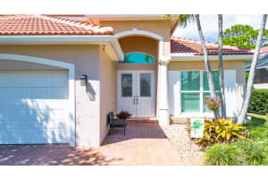 12440 SE Plandome Drive, Hobe Sound, FL 33455 Sold 06/11/25