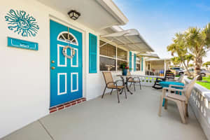 707 SW 15th Street, Boynton Beach, FL 33426 Sold 07/02/25