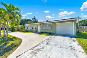 917 Lighthouse Drive, North Palm Beach, FL 33408 Sold 05/05/25