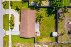 917 Lighthouse Drive, North Palm Beach, FL 33408 Sold 05/05/25