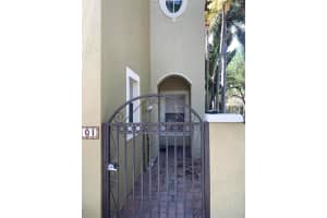 101 Lake Monterey Circle, Boynton Beach, FL 33426 - MLS#R11071855