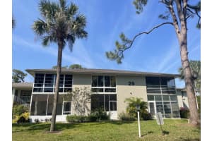 29 Lake Vista Trl 105, Port Saint Lucie, FL 34952 Sold 06/26/25