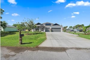 1302 SE Naples Lane, Port Saint Lucie, FL 34983 - MLS#R11071876