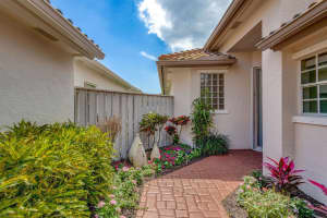 949 Augusta Pointe Drive, Palm Beach Gardens, FL 33418 Sold 04/25/25