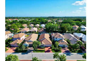 949 Augusta Pointe Drive, Palm Beach Gardens, FL 33418 Sold 04/25/25