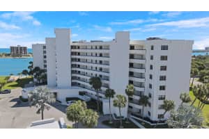19800 Sandpointe Bay Drive 805, Jupiter, FL 33469 Sold 05/13/25