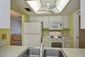 600 SW 8th Place, Boynton Beach, FL 33426 Sold 04/16/25