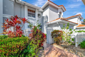 7414 Lake Meadow Way 102, Boynton Beach, FL 33437 Sold 07/22/25