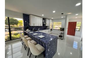 9299 Vista Del Lago H, Boca Raton