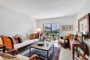 1527 S Flagler Drive 205f, West Palm Beach, FL 33401 Sold 05/27/25