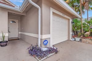 6549 Marissa Circle, Lake Worth, FL 33467 Sold 04/28/25