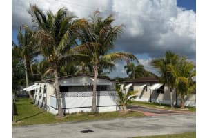 2023 St Lucie Blvd #305, Fort Pierce