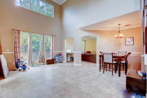 113 Country Club Way, Royal Palm Beach, FL 33411 Sold 08/08/25