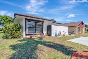 5247 Mendoza Street, West Palm Beach, FL 33415 Sold 05/08/25