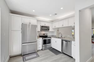 5247 Mendoza Street, West Palm Beach, FL 33415 Sold 05/08/25